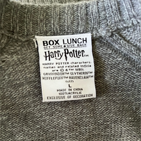 **sold elsewhere** Grey and Green Harry Potter Slytherin Cardigan, size large - Picture 7 of 8
